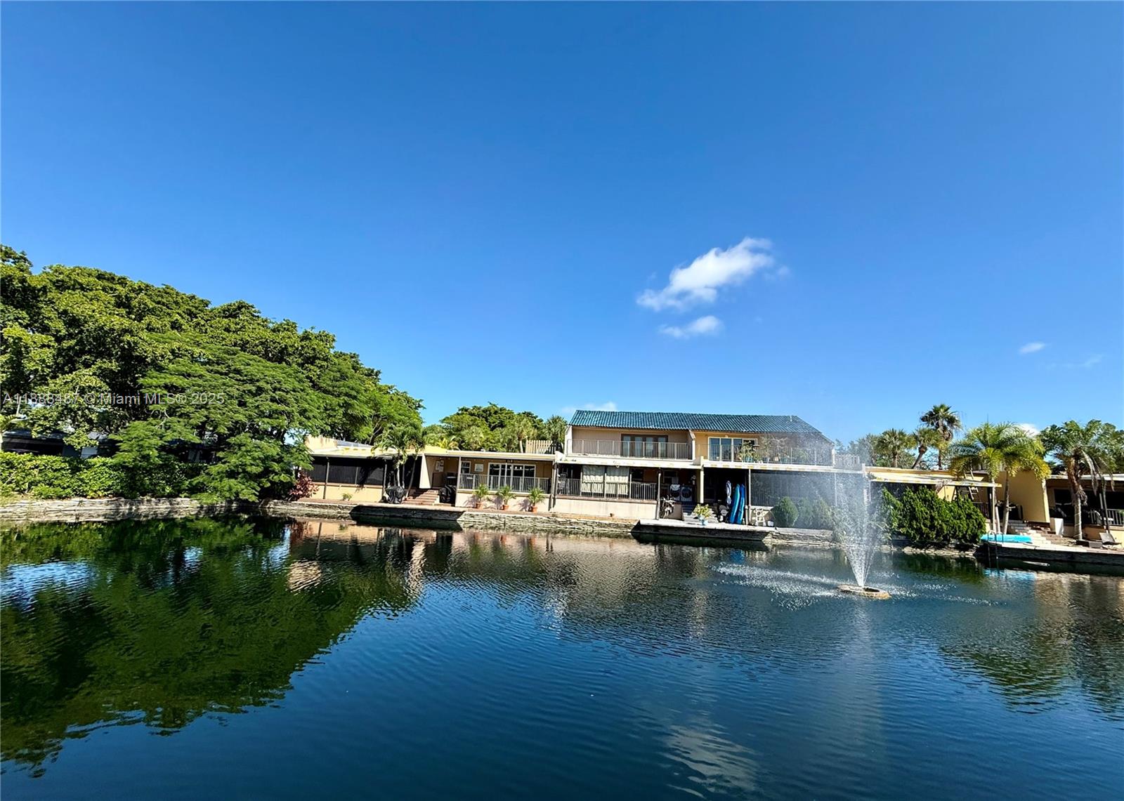 MIAMI LAKES LOCH LOMOND E - Residential