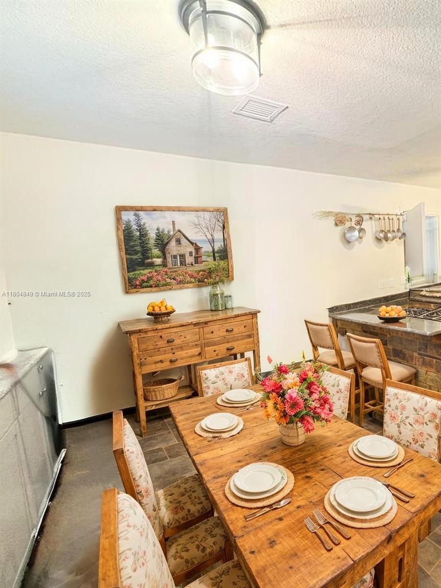 IRONS MANOR 5TH ADDN - Residential
