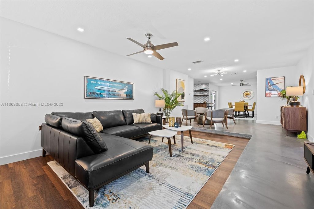 Photo of 3530 NE 13th Ave, Oakland Park, FL 33334 (MLS # A11363358)