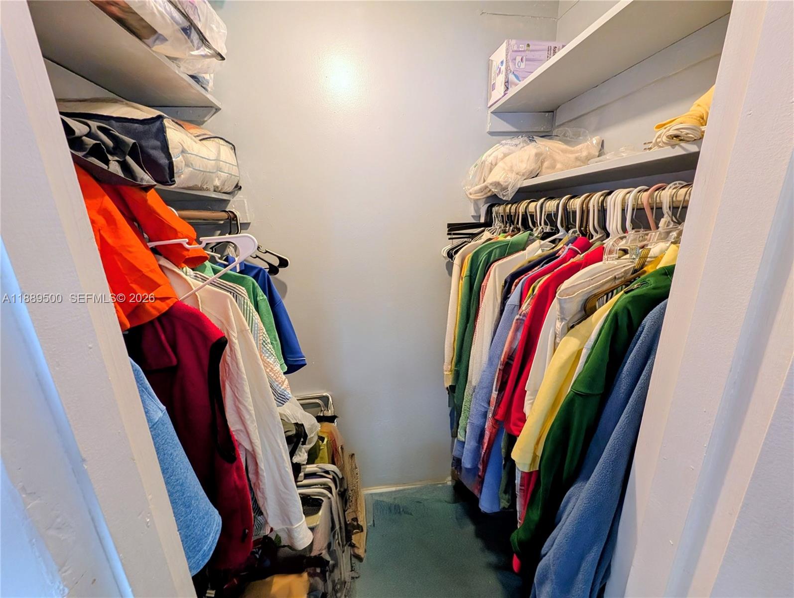 LAUDERDALE OAKS CONDO I - Residential