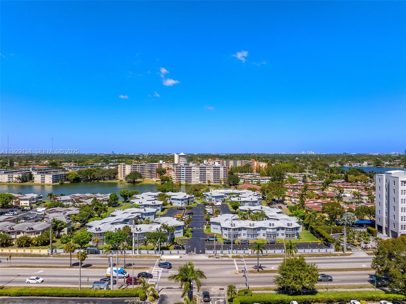 SKY LAKE GARDENS NO 2 CON - Residential