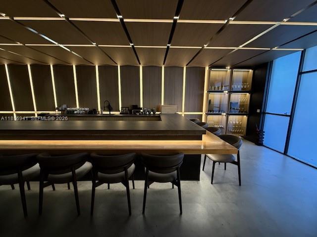 10728 NW 74TH ST RESTAURANT