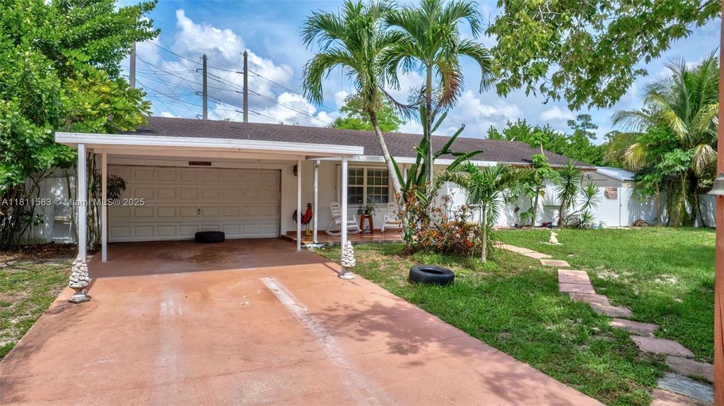 Photo of 4035 N 110th Ave N, West Palm Beach, FL 33411 (MLS # A11811583)