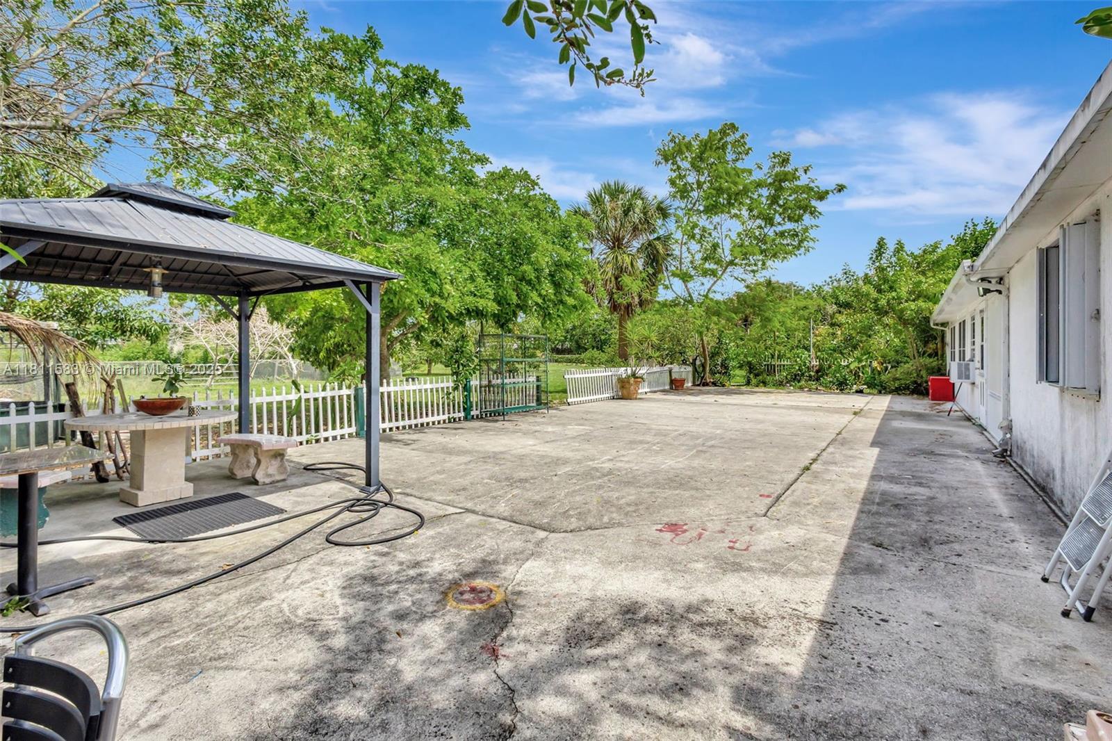 The Acreage - Residential
