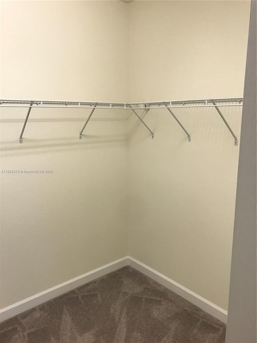 GRAND BAY NORTH - Residential Lease