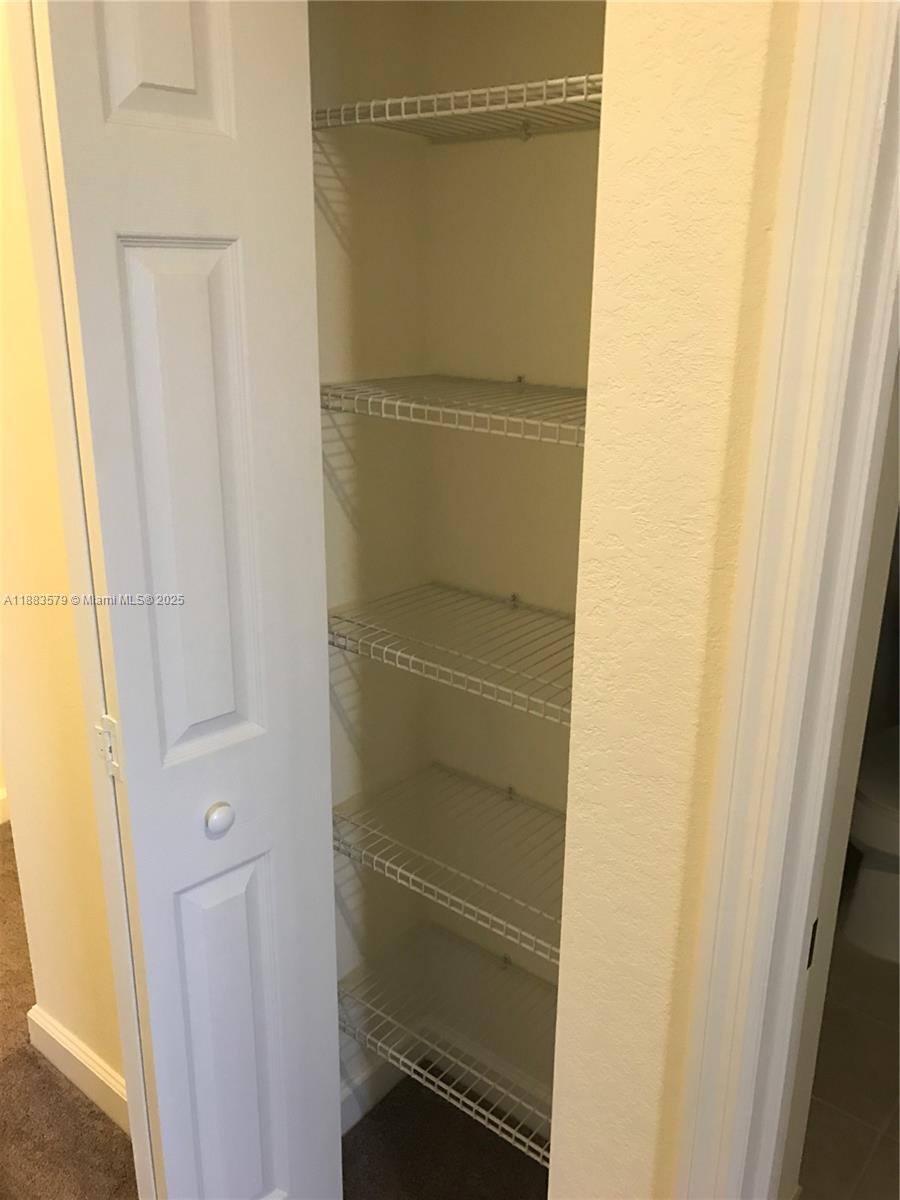 GRAND BAY NORTH - Residential Lease