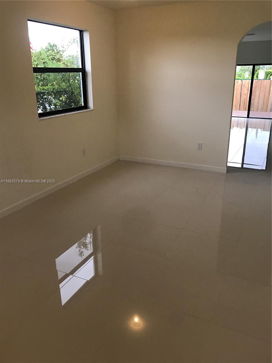 GRAND BAY NORTH - Residential Lease