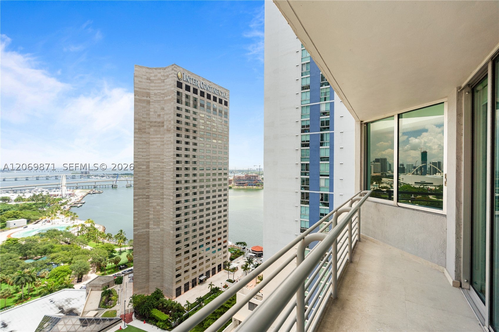 325 S Biscayne Blvd 2522