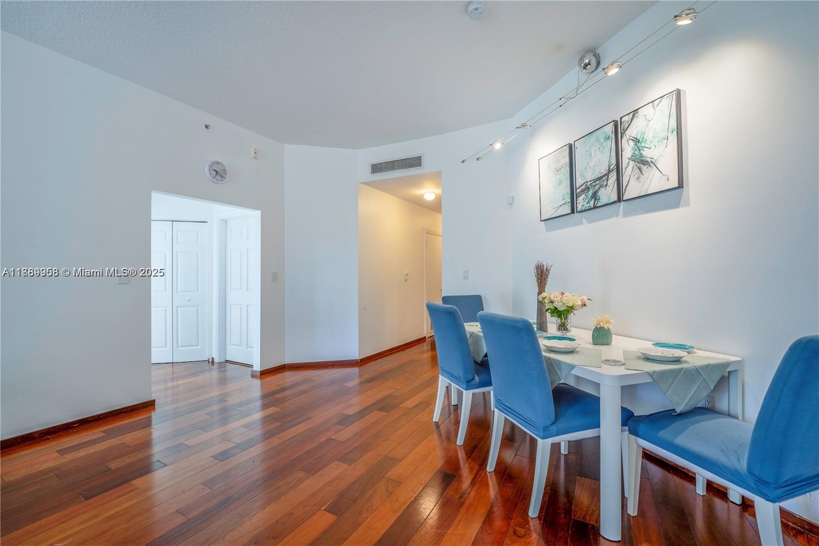 ALAQUA CONDO - Residential Lease