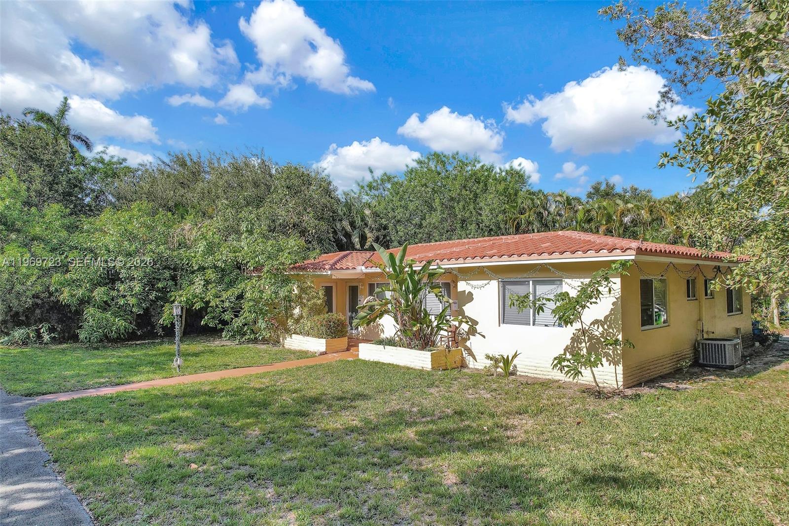 GRIFFINGS BISCAYNE PK EST - Residential Income