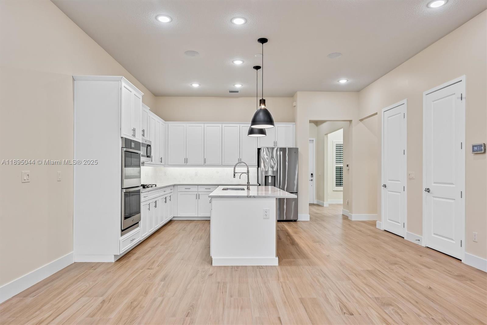 MCJUNKIN FARMS PLAT - Residential