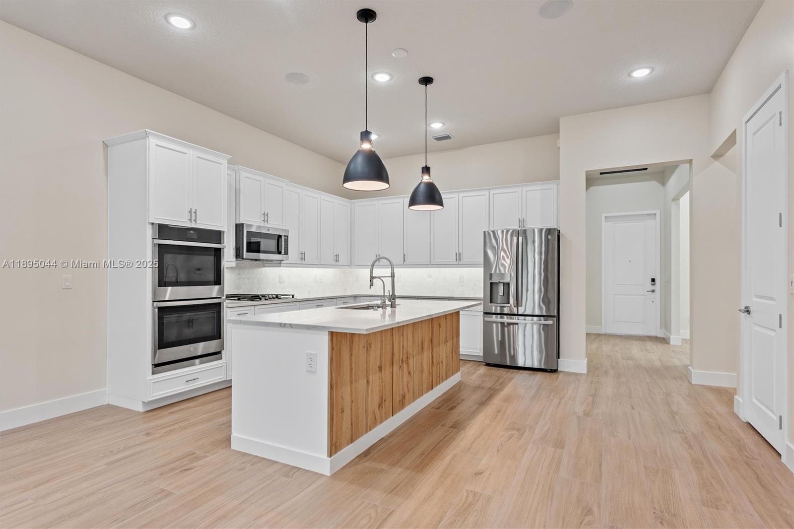 View photos, virtual tours, details... 7467 S Blue Spring Dr