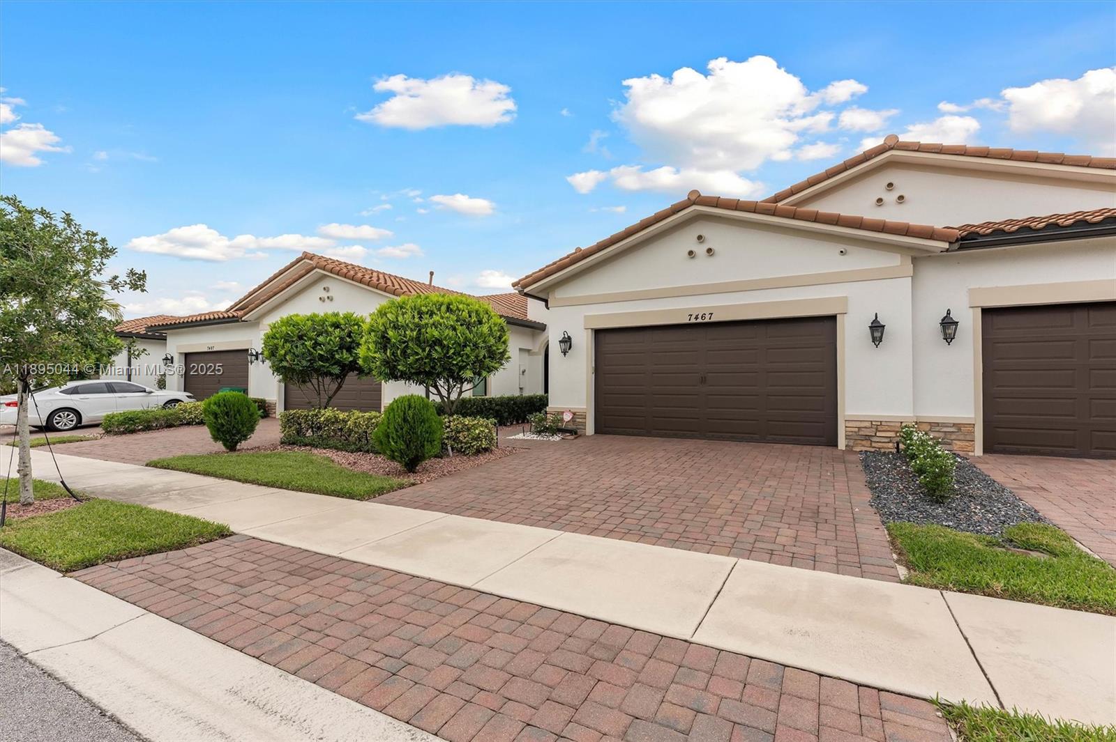 MCJUNKIN FARMS PLAT - Residential