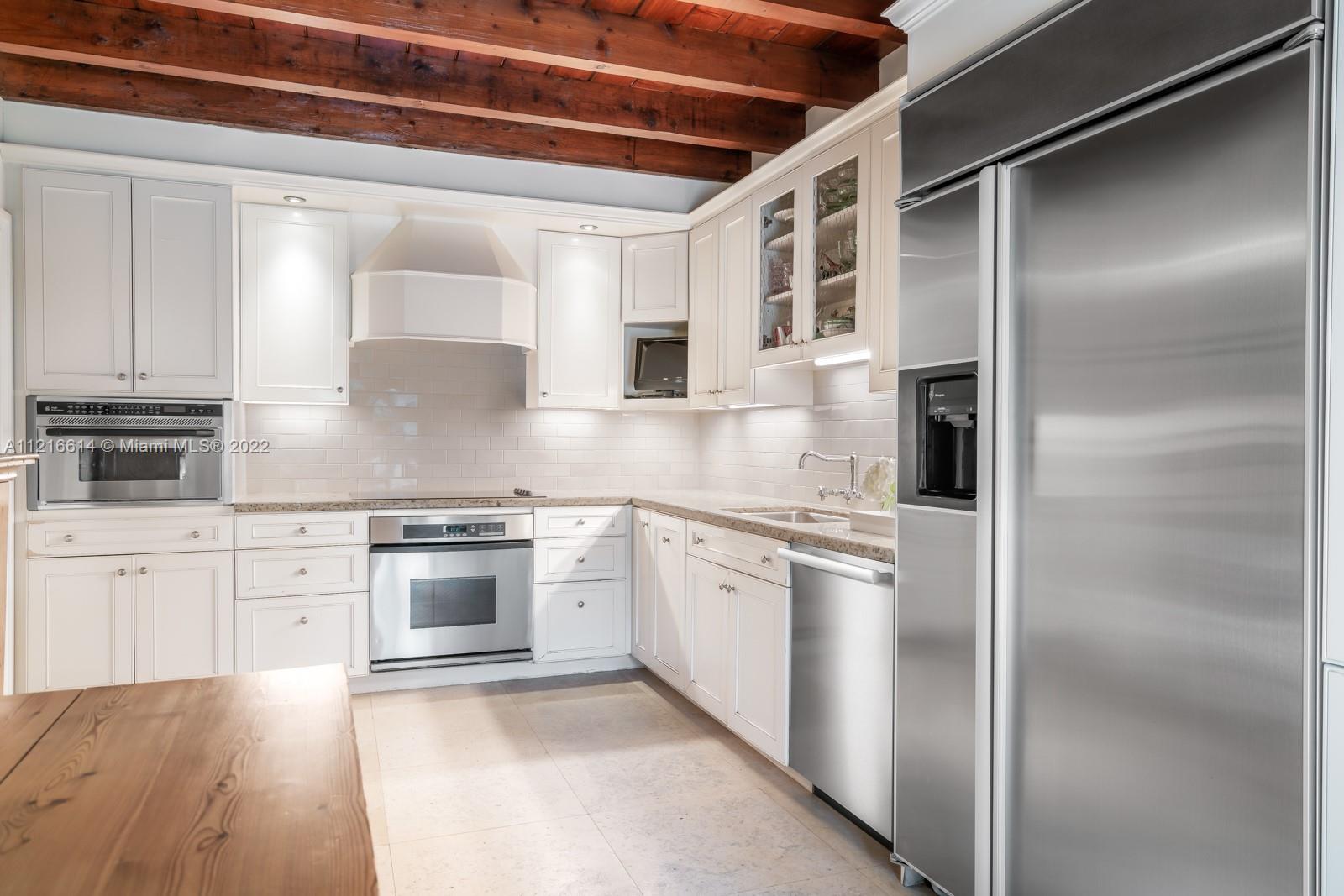 TROPICAL ISLE HOMES SUB - Residential