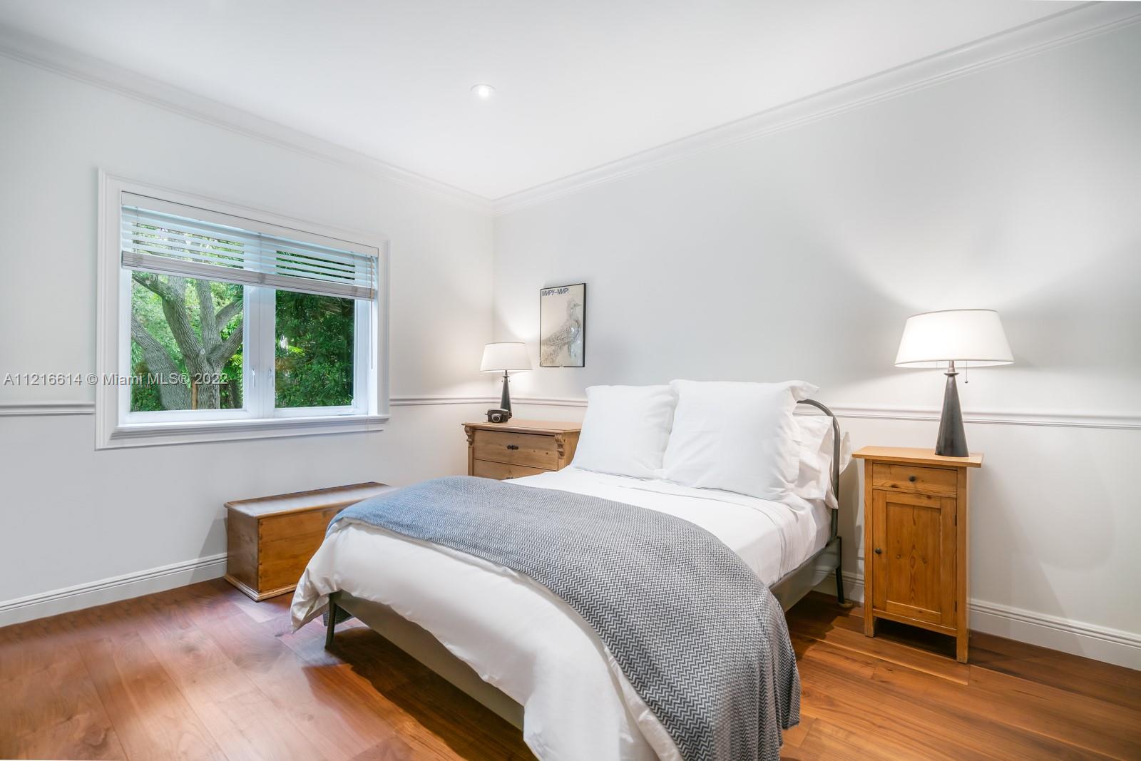 TROPICAL ISLE HOMES SUB - Residential