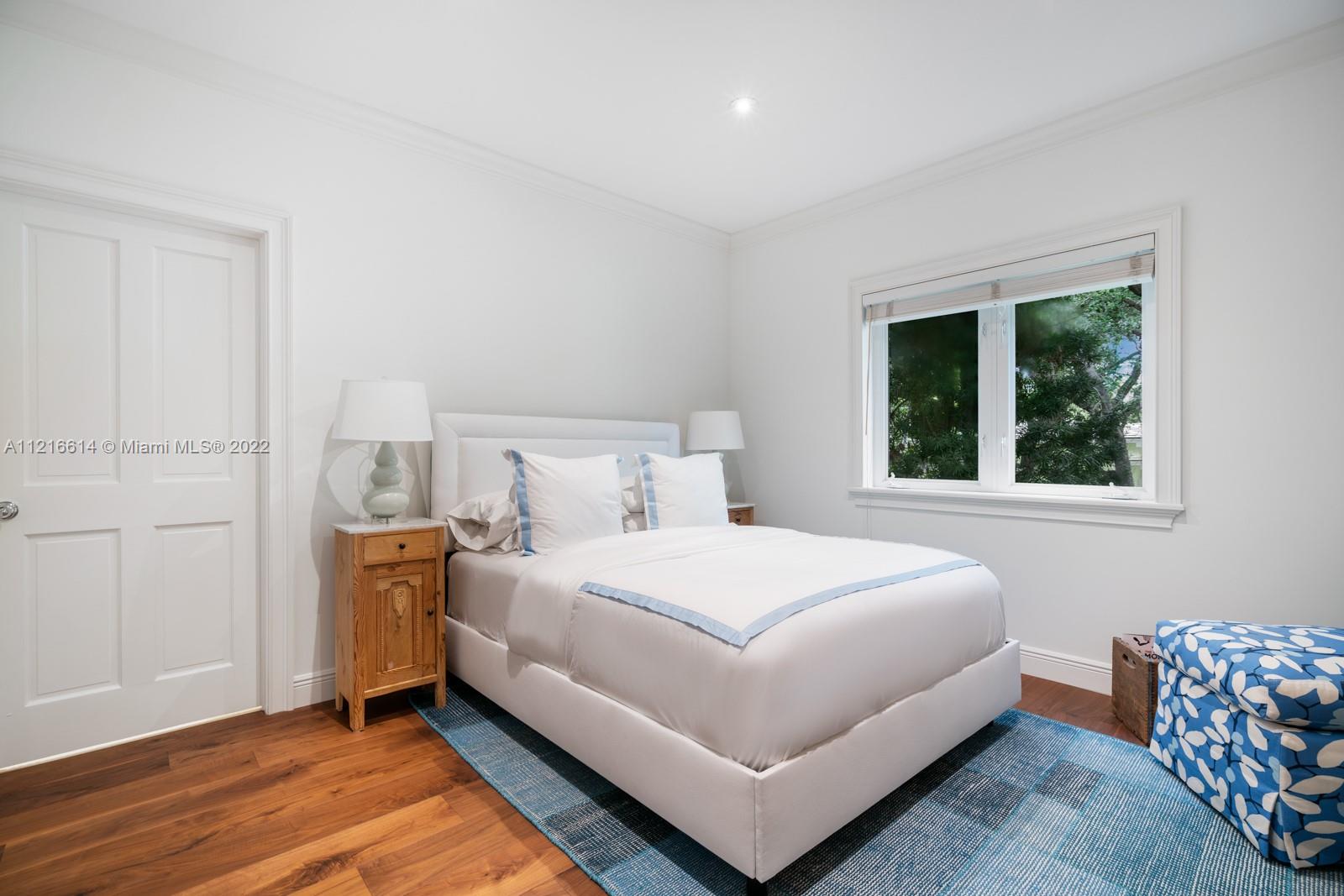 TROPICAL ISLE HOMES SUB - Residential