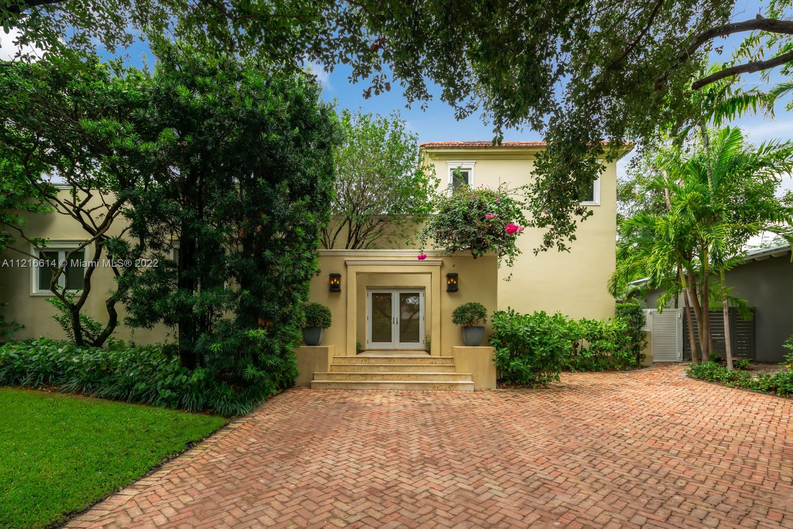 TROPICAL ISLE HOMES SUB - Residential