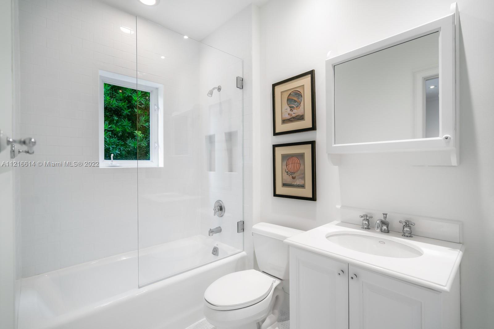 TROPICAL ISLE HOMES SUB - Residential