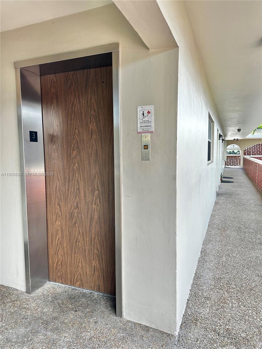 COACH HOUSE EAST & WEST C - Residential Lease