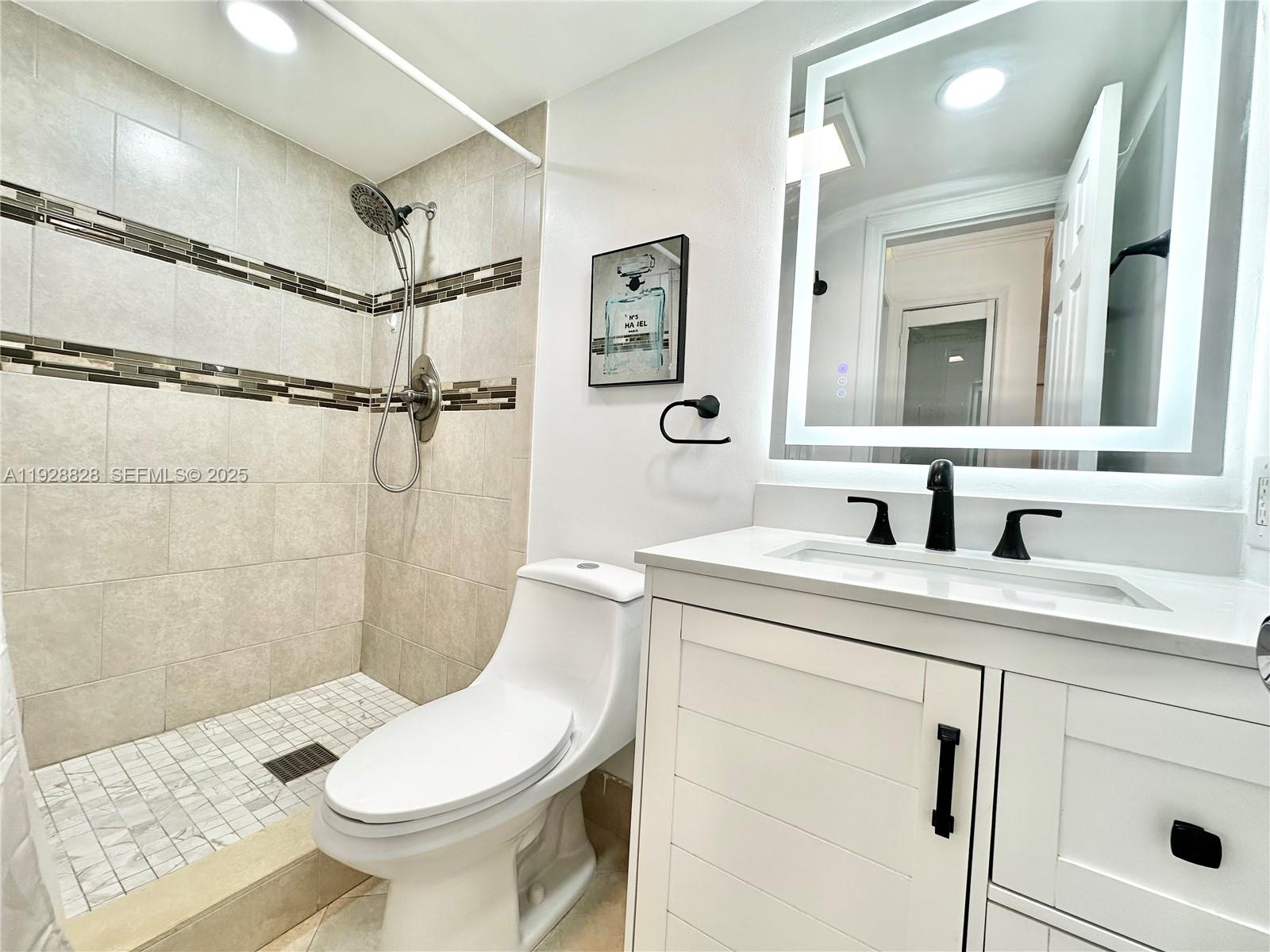 COACH HOUSE EAST & WEST C - Residential Lease