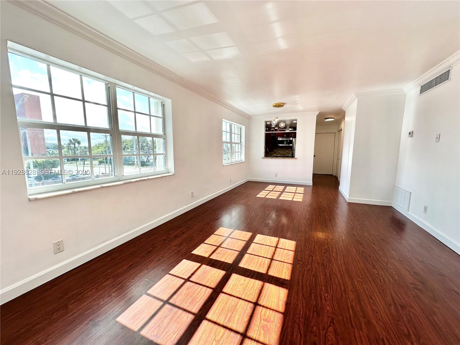 COACH HOUSE EAST & WEST C - Residential Lease