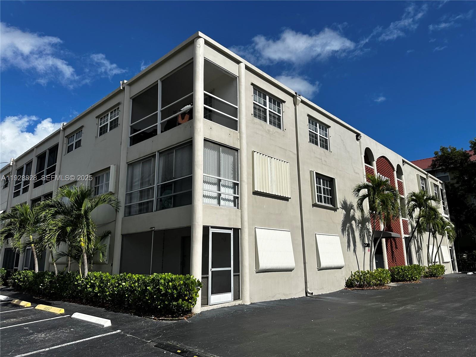 COACH HOUSE EAST & WEST C - Residential Lease