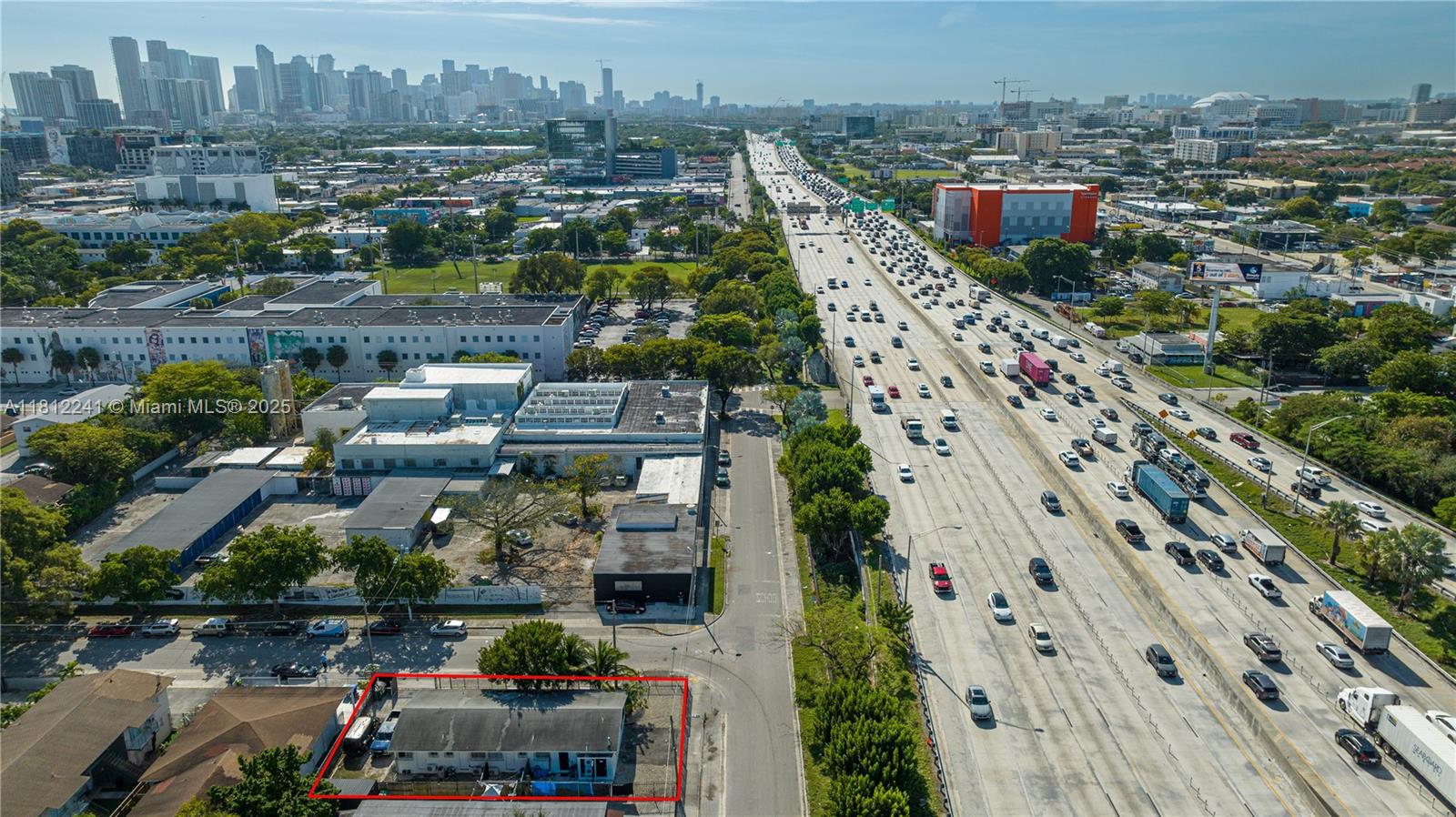 599 NW 33rd St