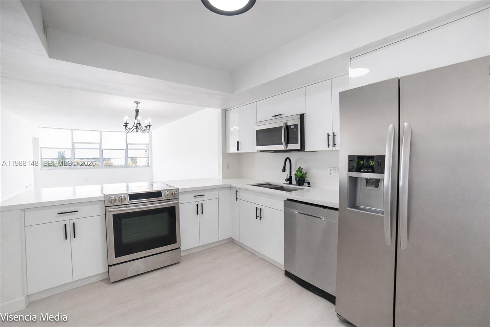 BUCKLEY TOWERS CONDO - EA - Residential Lease