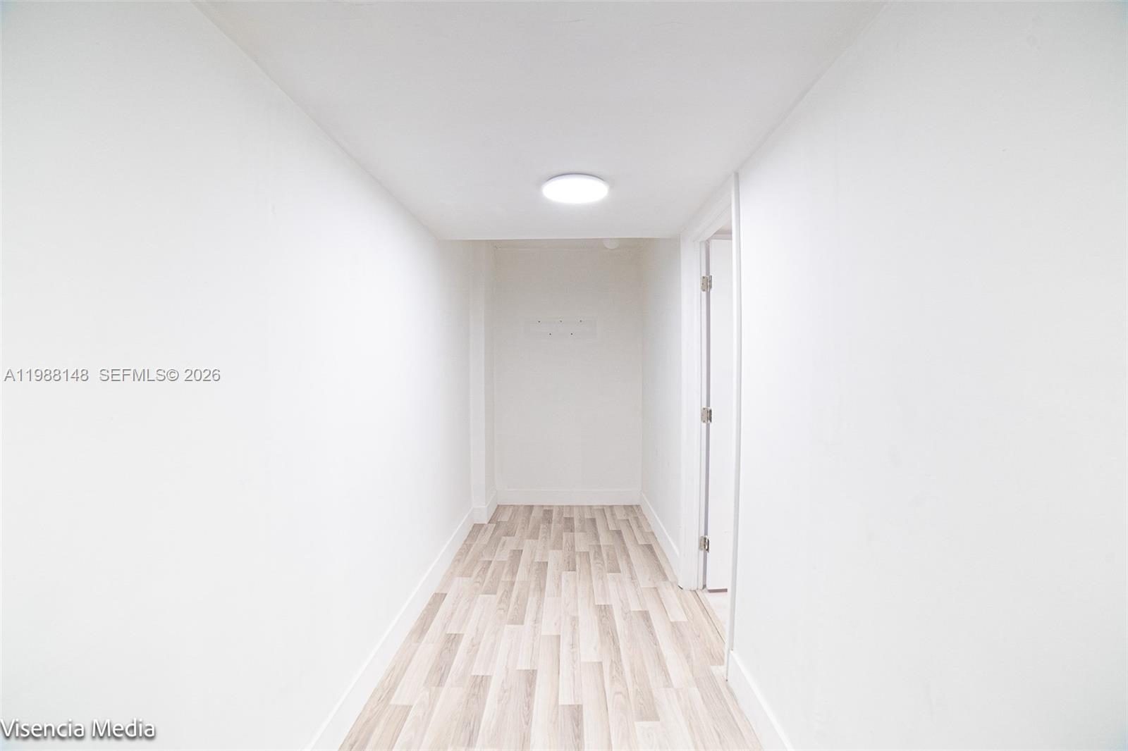 BUCKLEY TOWERS CONDO - EA - Residential Lease