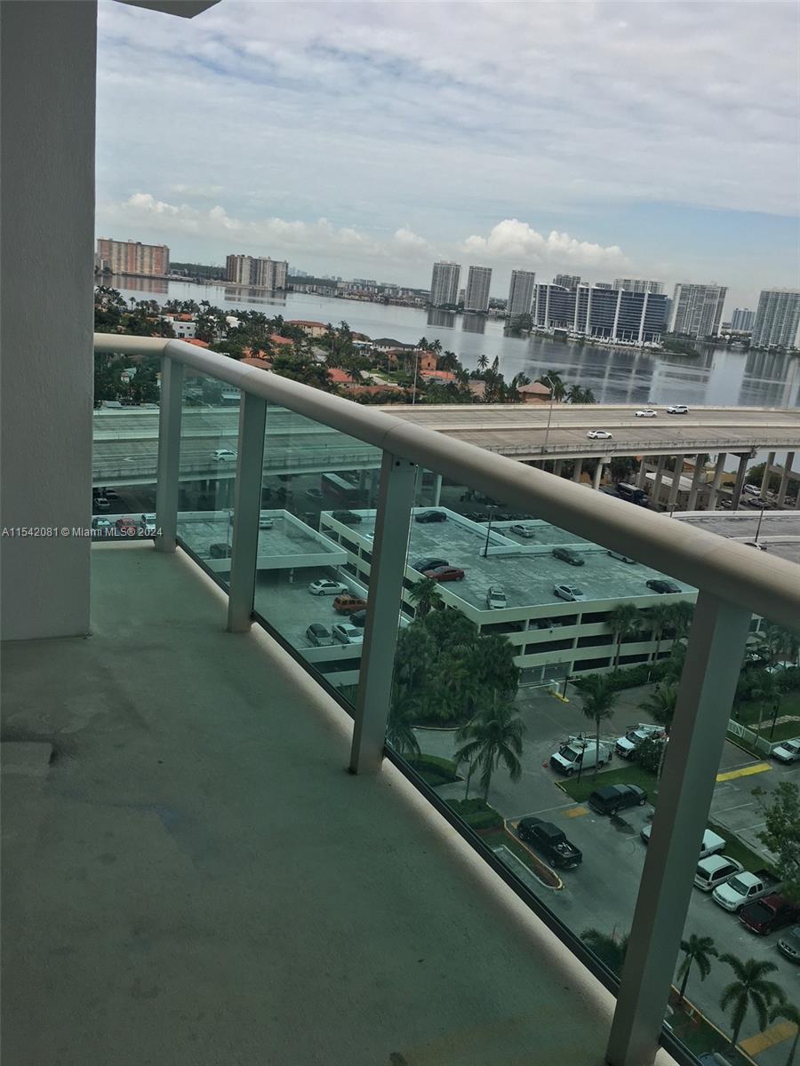 OCEANVIEW BUILDING B COND - Residential