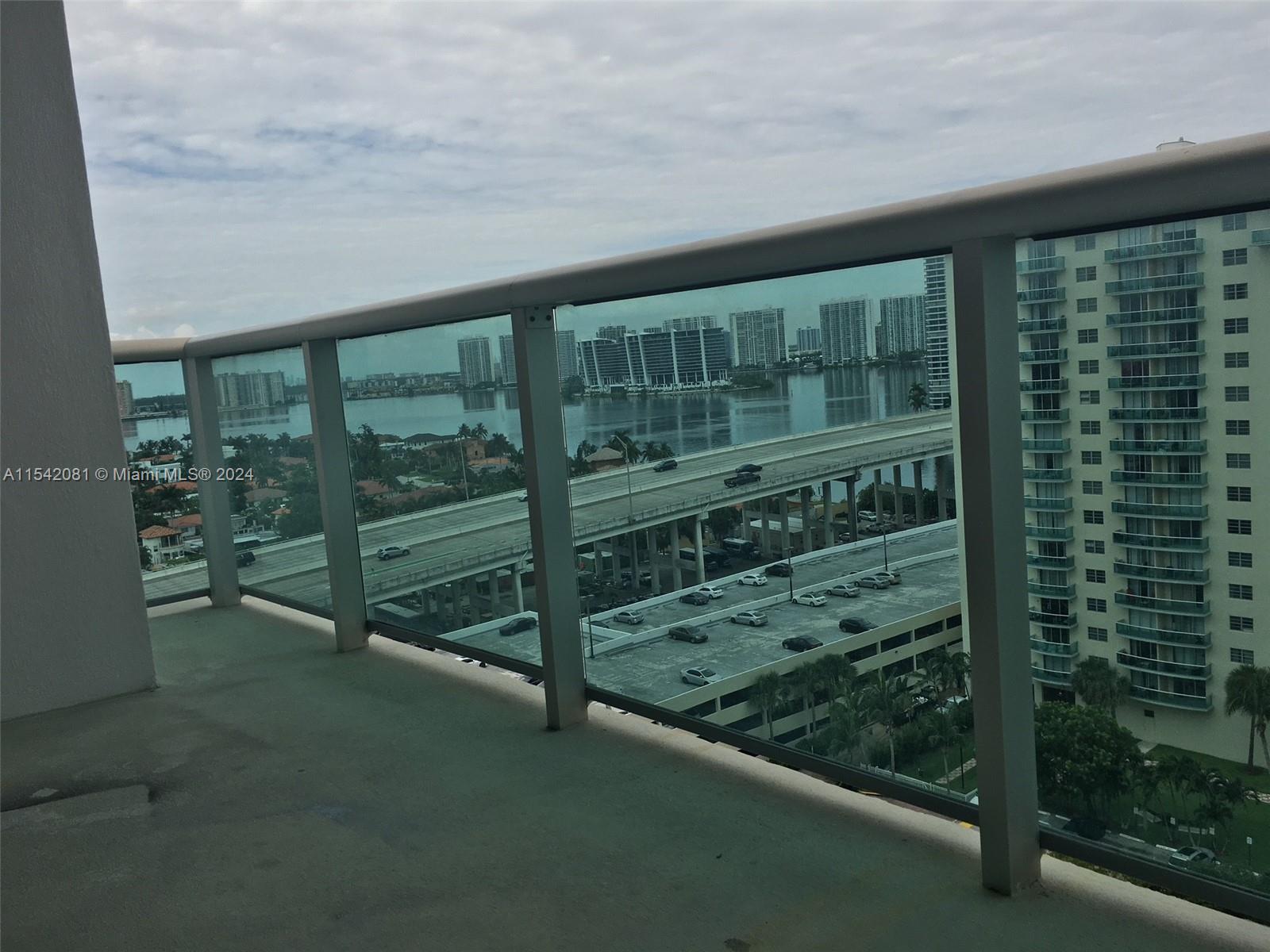 OCEANVIEW BUILDING B COND - Residential