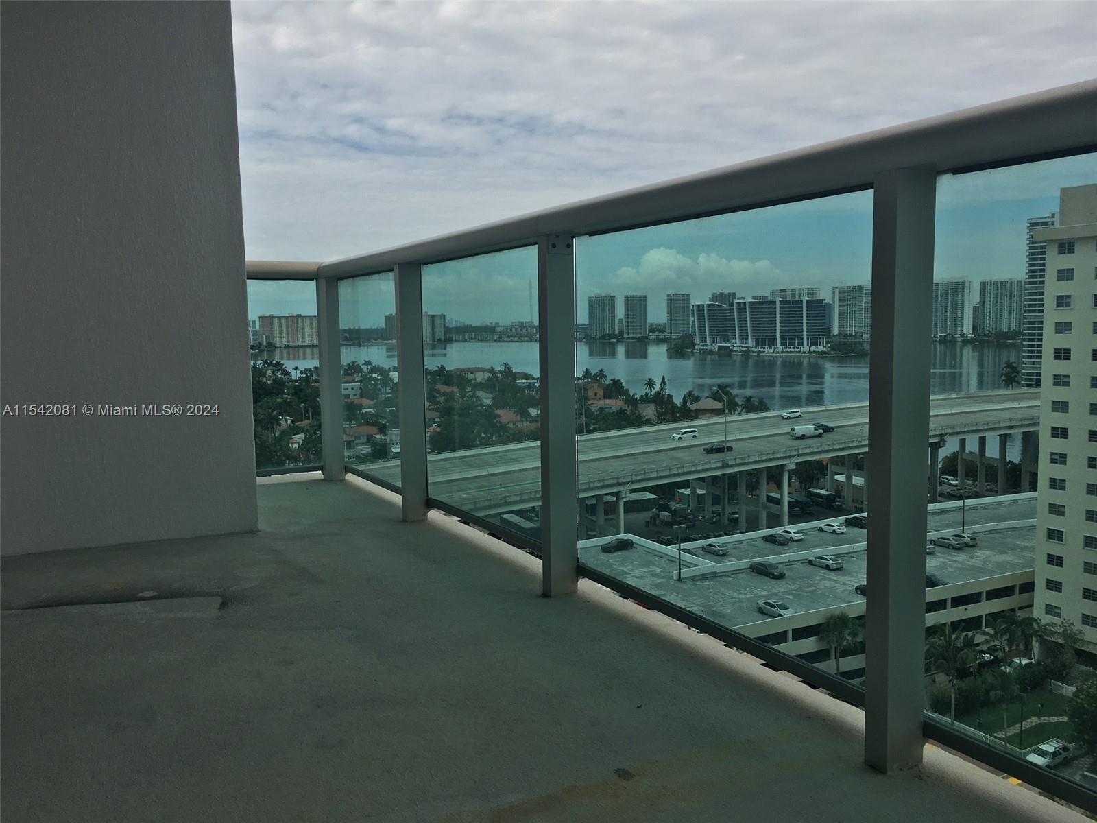 OCEANVIEW BUILDING B COND - Residential