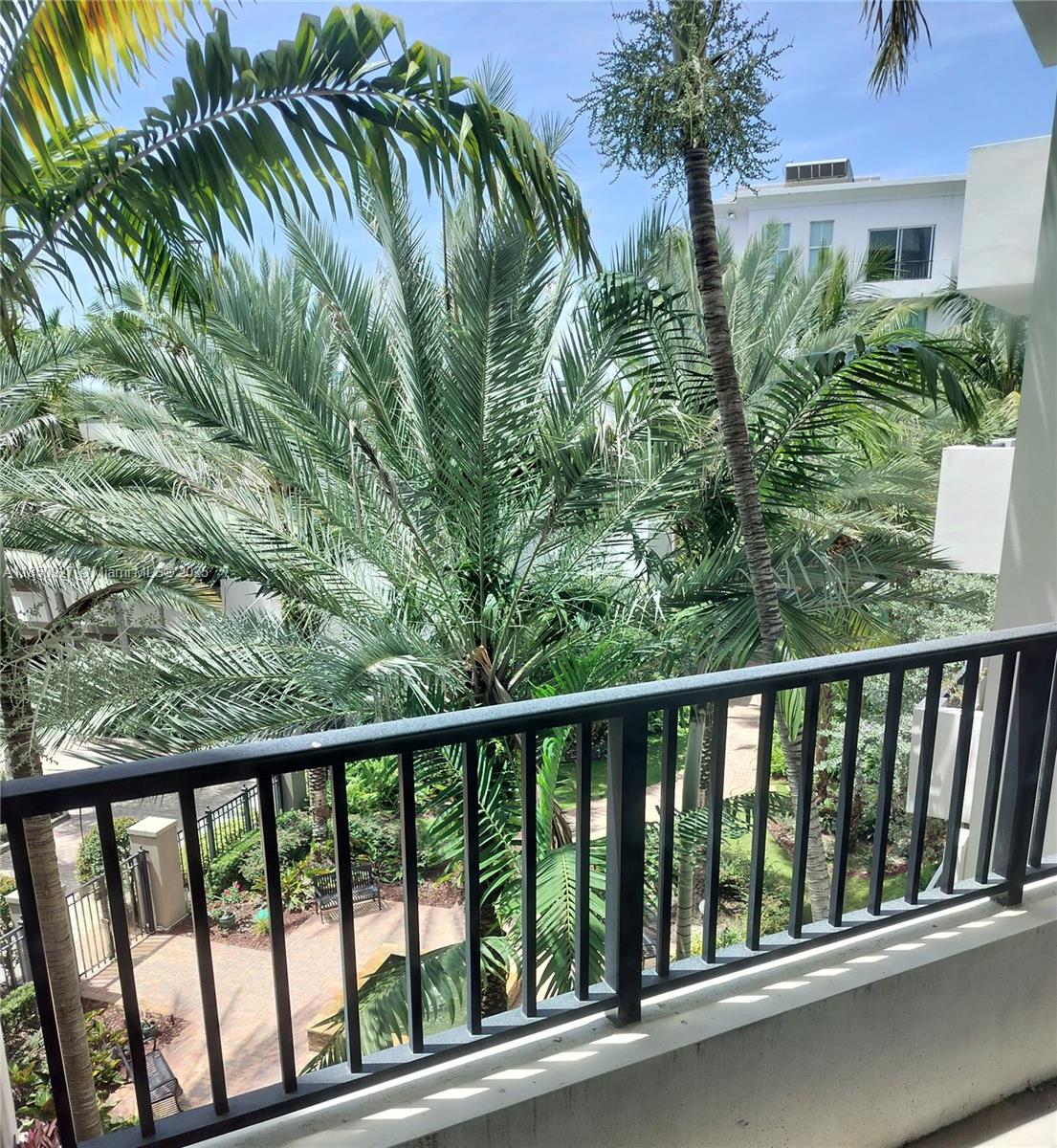 LAUDERDALE ONE CONDO - Residential