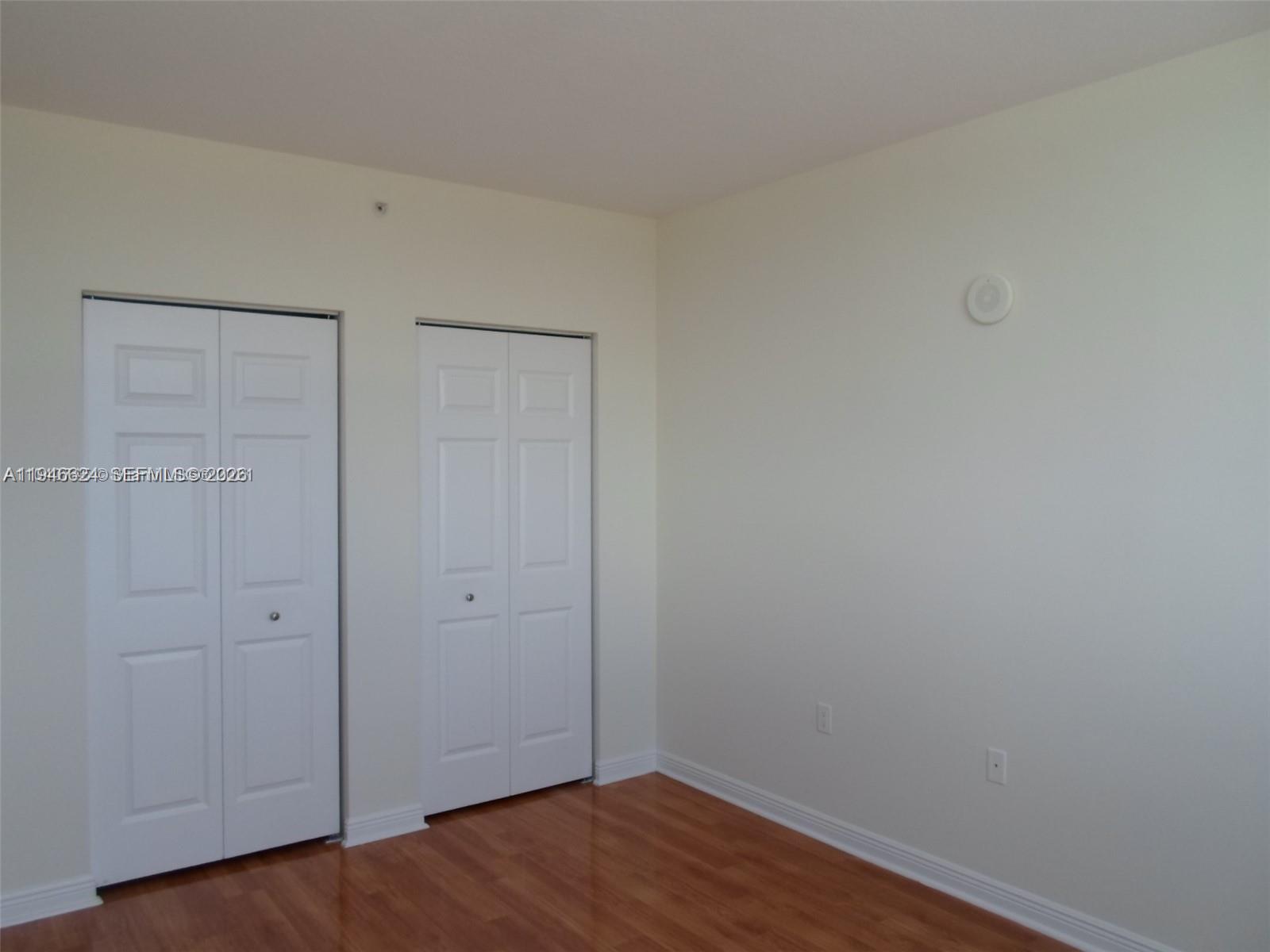 DUO CONDOMINIUM WEST - Residential