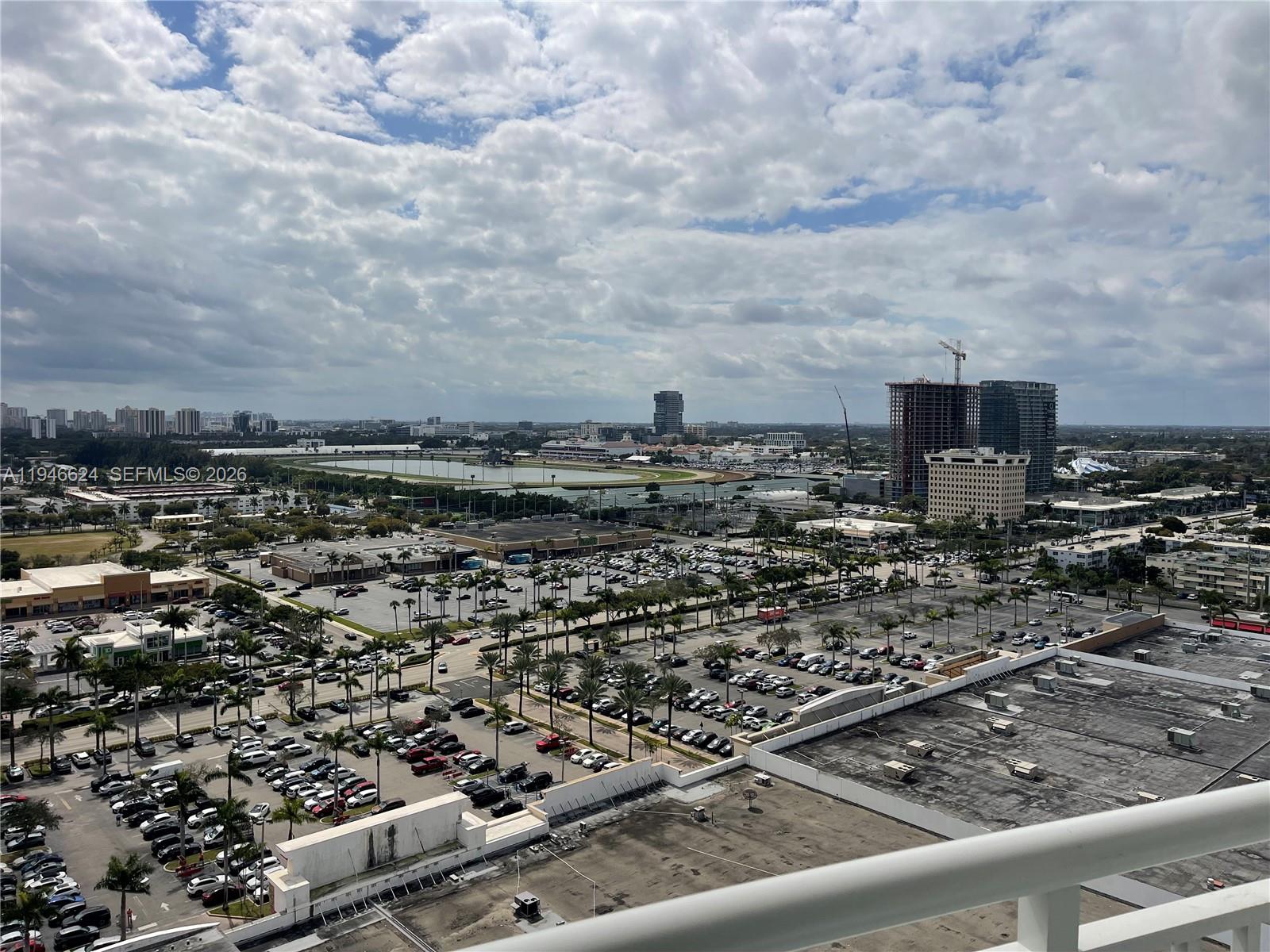 DUO CONDOMINIUM WEST - Residential