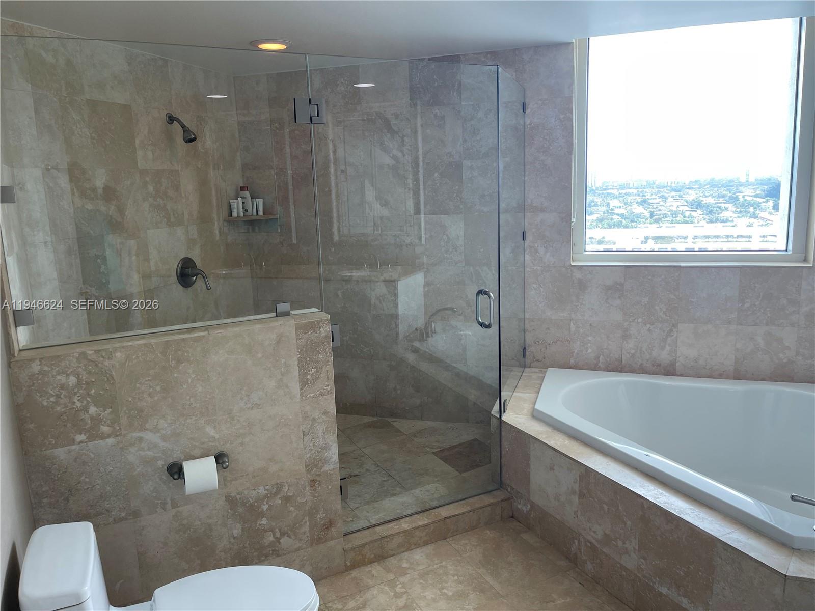 DUO CONDOMINIUM WEST - Residential