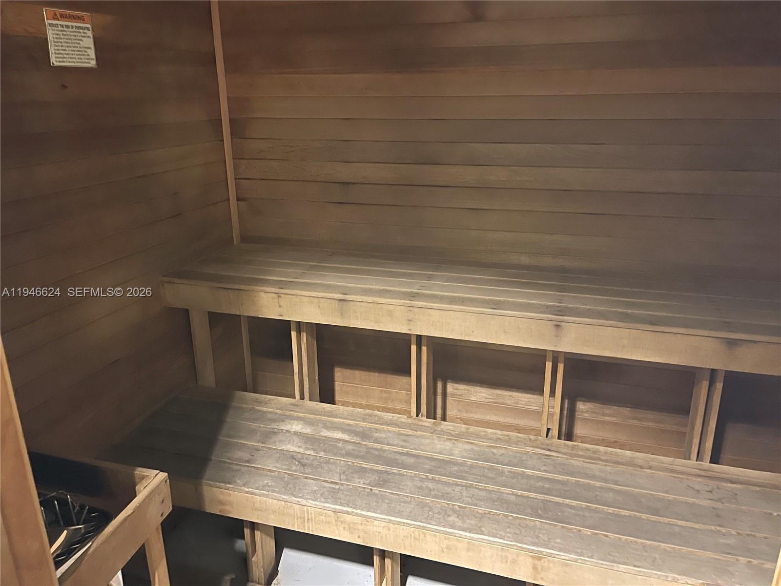 DUO CONDOMINIUM WEST - Residential