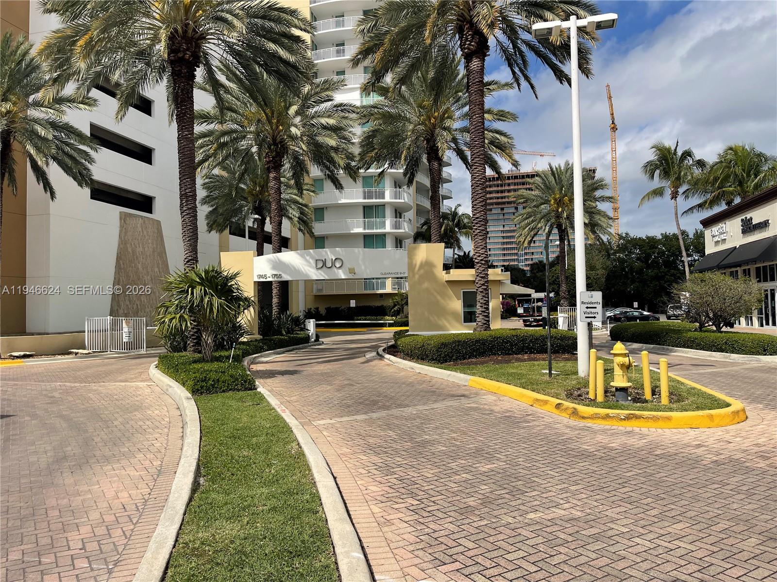 DUO CONDOMINIUM WEST - Residential