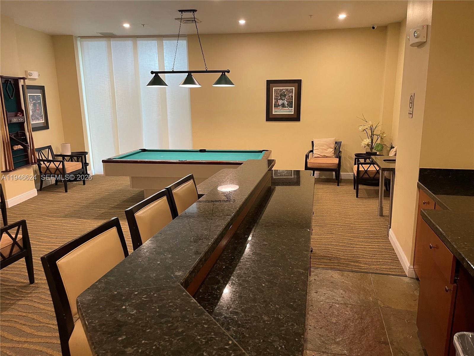 DUO CONDOMINIUM WEST - Residential