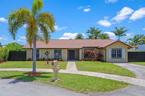 Photo of 14242 SW 46th Ter, Miami, FL 33175 (MLS # A12059908)