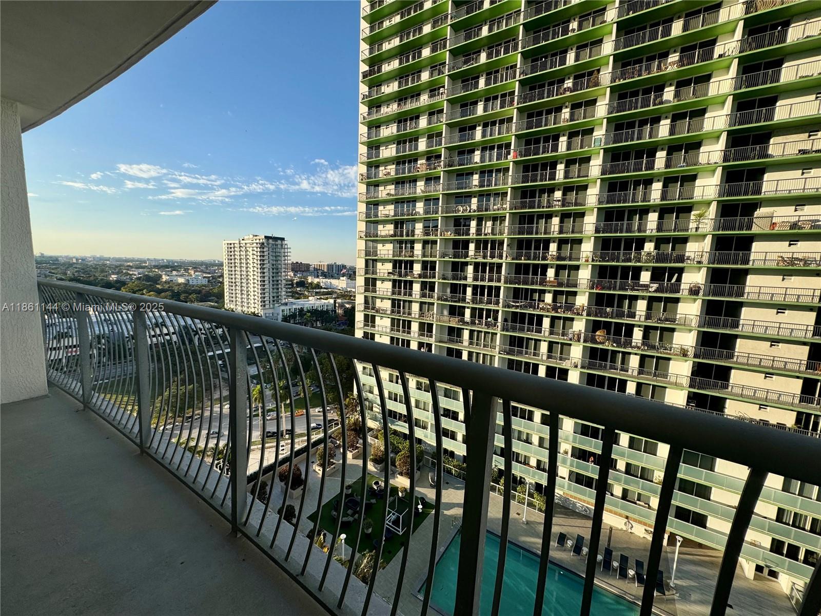 1750 N Bayshore Dr 1907