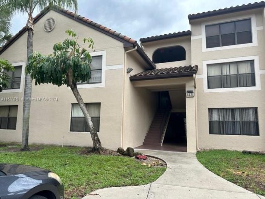 Looking for a spacious condo that's conveniently located near major highways? Look no further than this 3 bedroom, 2 bathroom unit in Palm Aire Gardens. While it may not have
all the latest upgrades, this condo has plenty of character and charm, with features like a large living area and ample closet space. Located just minutes from the turnpike and I-95,
this condo offers easy access to all of South Florida's top destinations. Whether you're commuting to work, hitting the beach, or exploring the local attractions, you'll love the
convenience of this prime location. The living room is the perfect place to unwind after a long day, while the bedrooms offer plenty of privacy and space to relax. TWO PARKING
ASSIGNED .