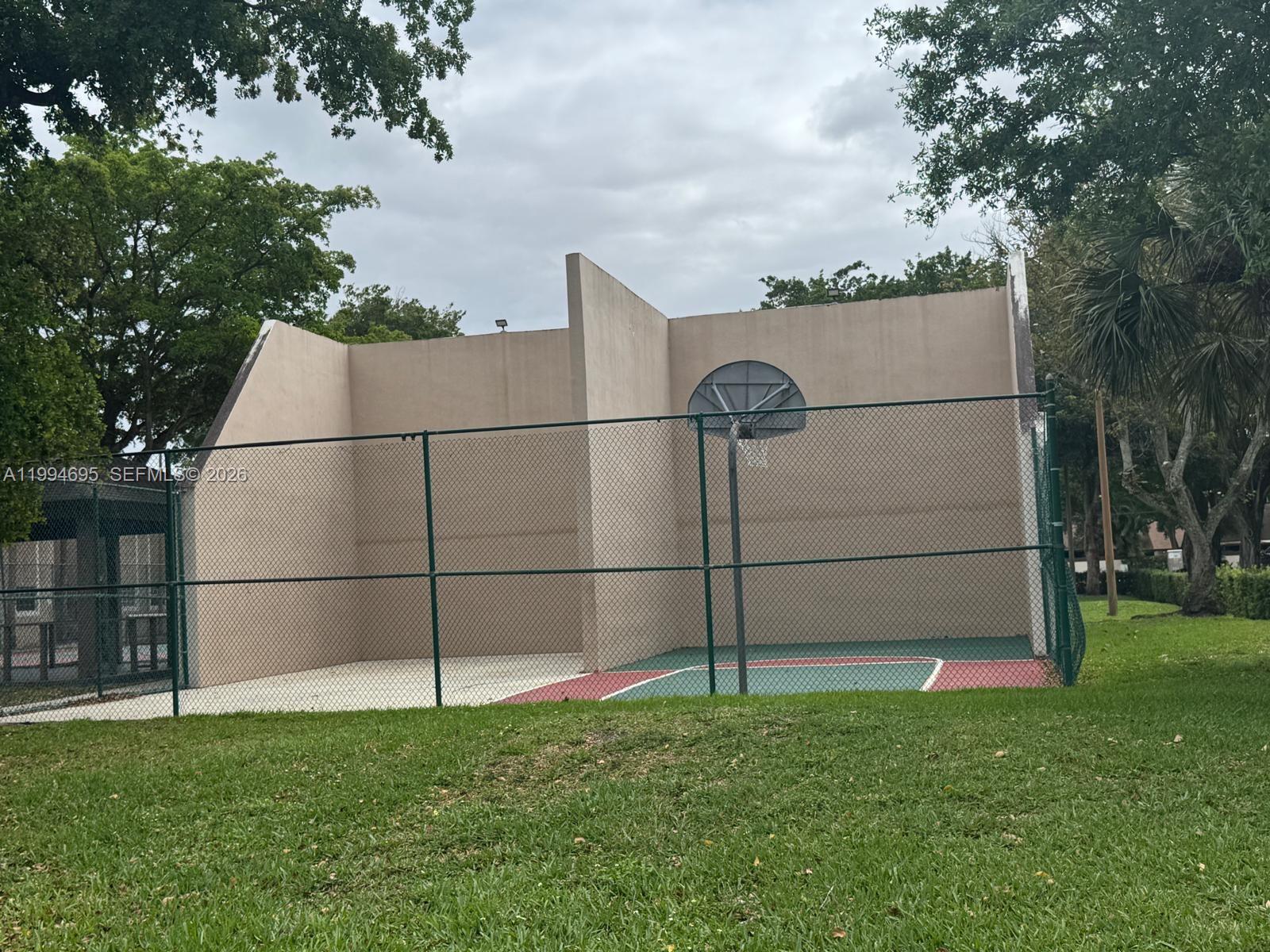 REFLECTIONS AT PEMBROKE P - Residential Lease