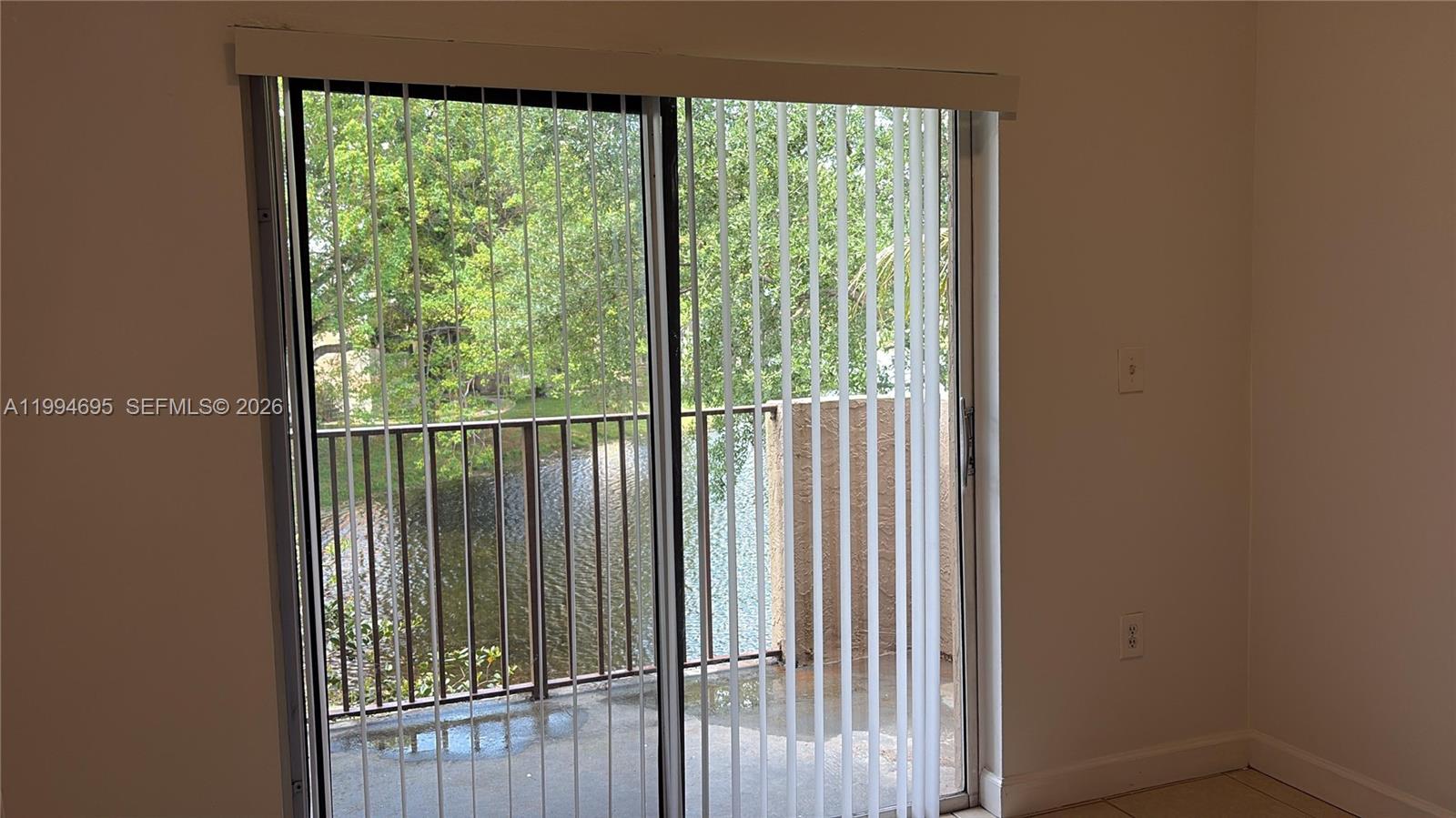 REFLECTIONS AT PEMBROKE P - Residential Lease