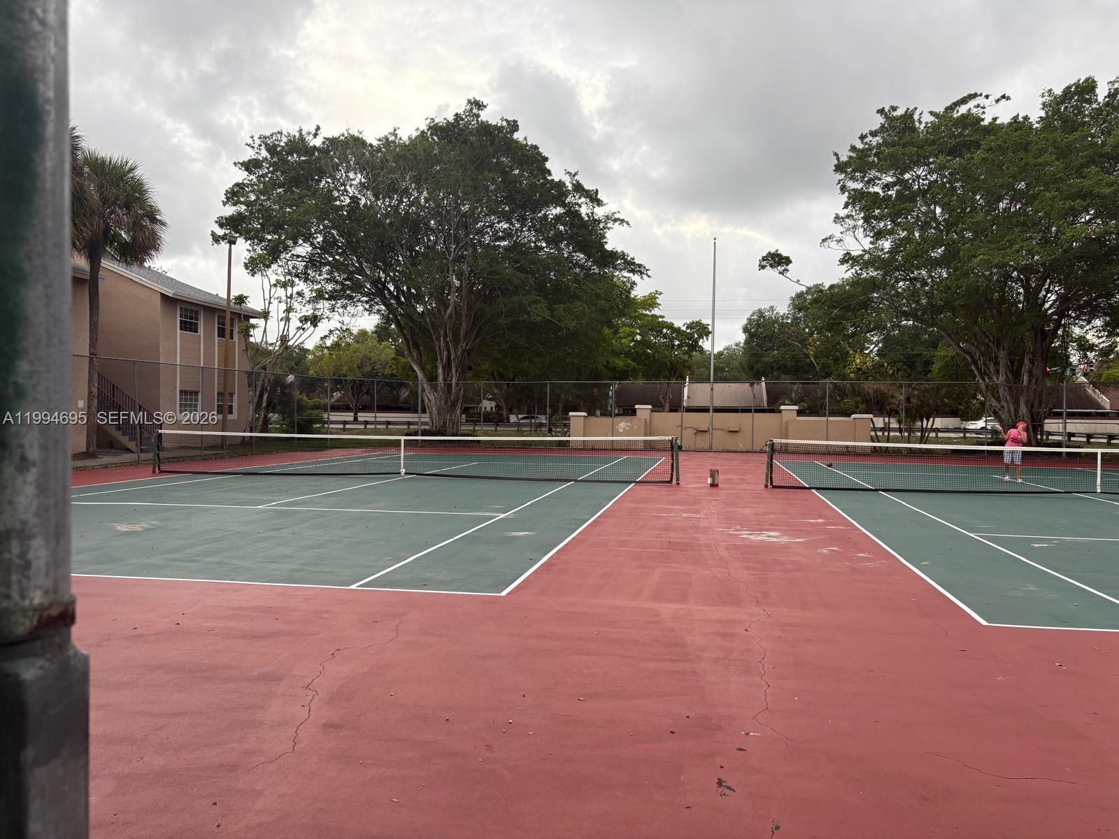 REFLECTIONS AT PEMBROKE P - Residential Lease