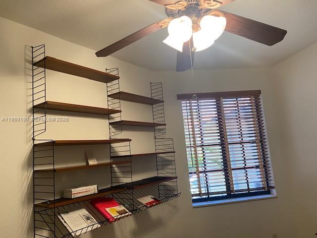 MARIPOSA POINTE AT WESTON - Residential