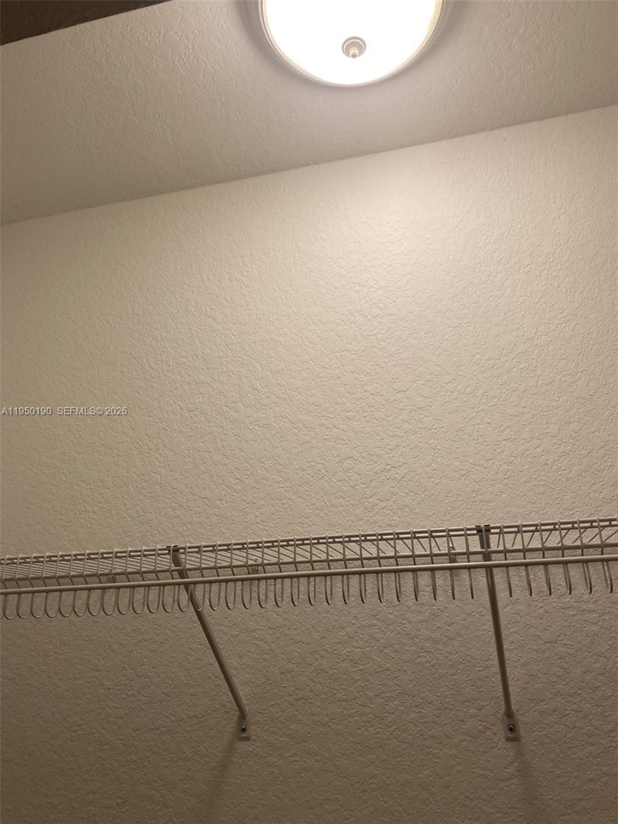 MARIPOSA POINTE AT WESTON - Residential