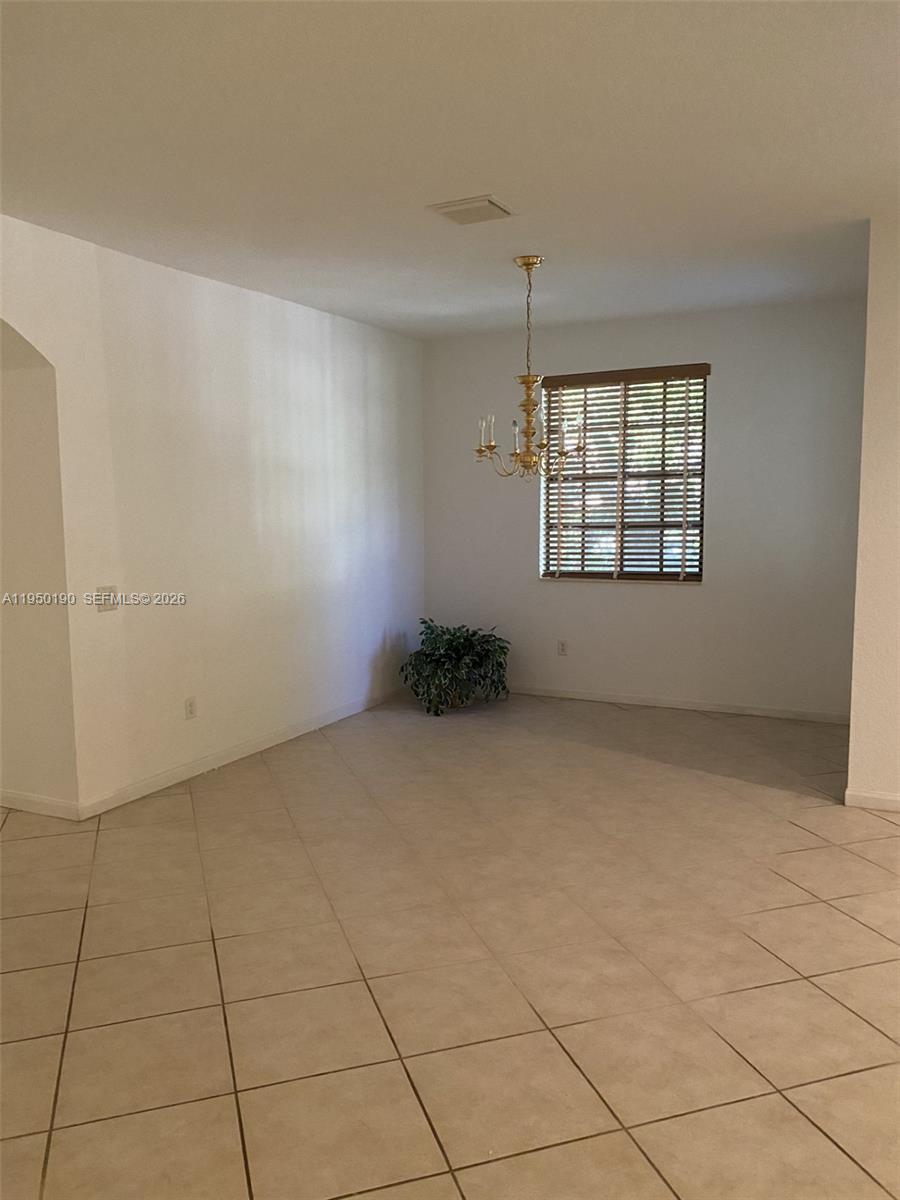 MARIPOSA POINTE AT WESTON - Residential