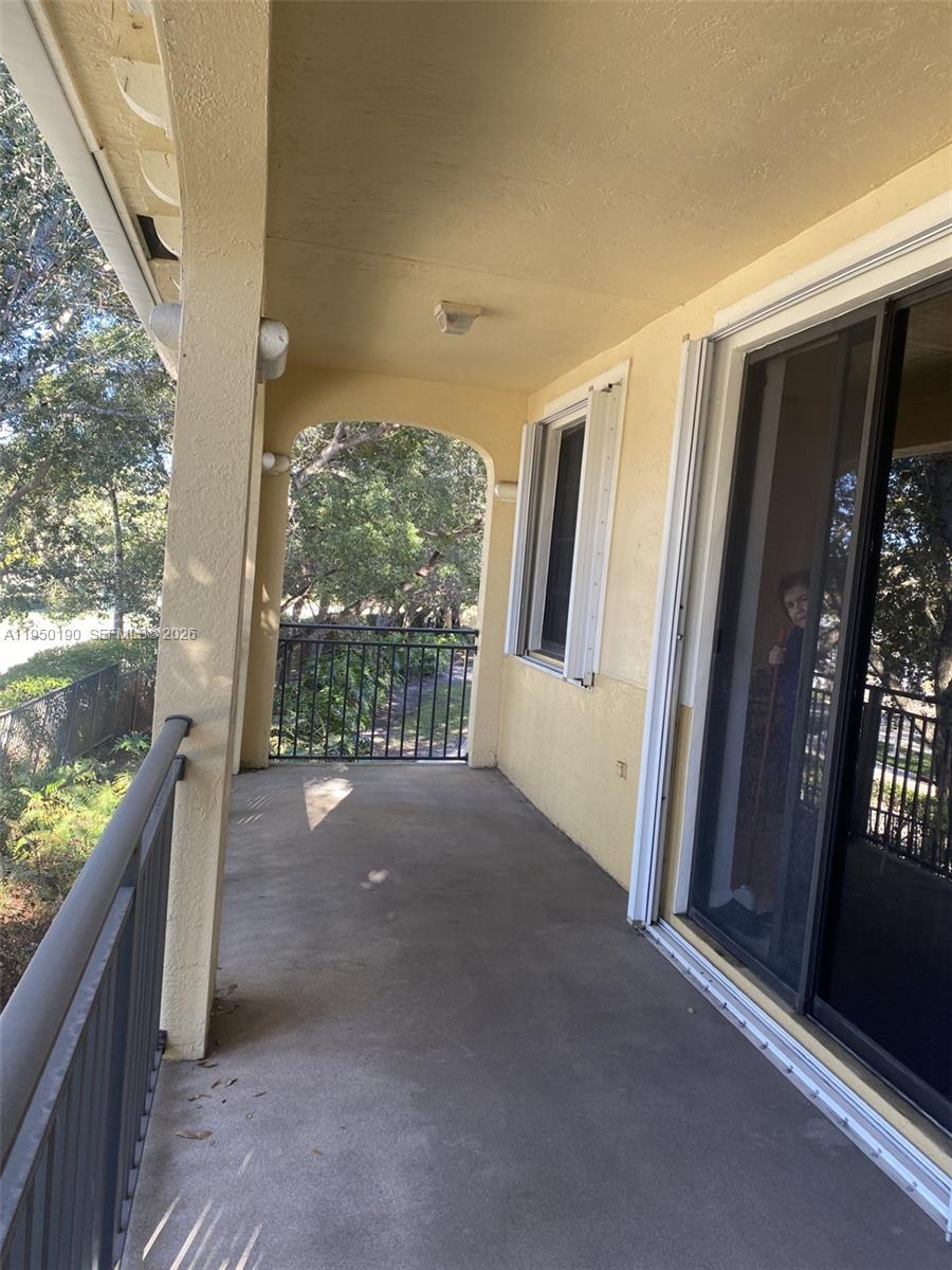 MARIPOSA POINTE AT WESTON - Residential