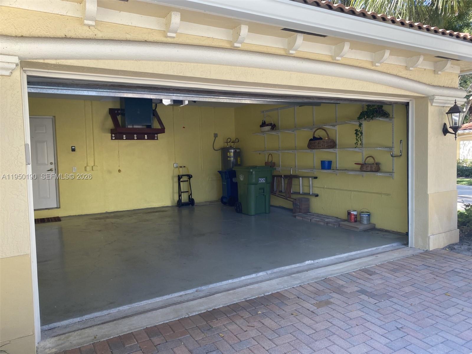 MARIPOSA POINTE AT WESTON - Residential